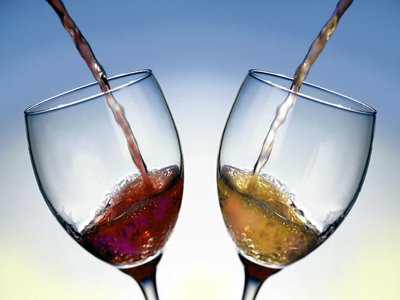 Combattere l'ipertensione con il vino rosso analcolico