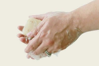 Lavarsi le mani per prevenire le malattie